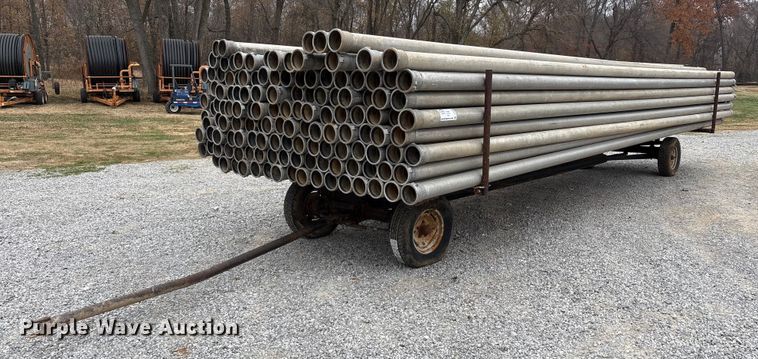 Approximately 140 pieces of irrigation pipe - DT4598