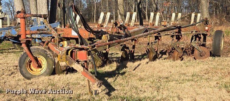 Case IH 720 six bottom plow - DT4638