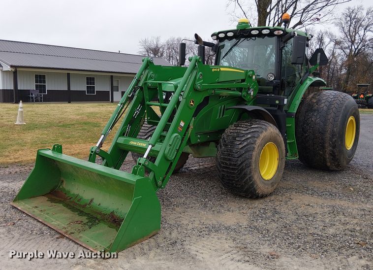 2016 John Deere 6145R MFWD tractor - DT4642