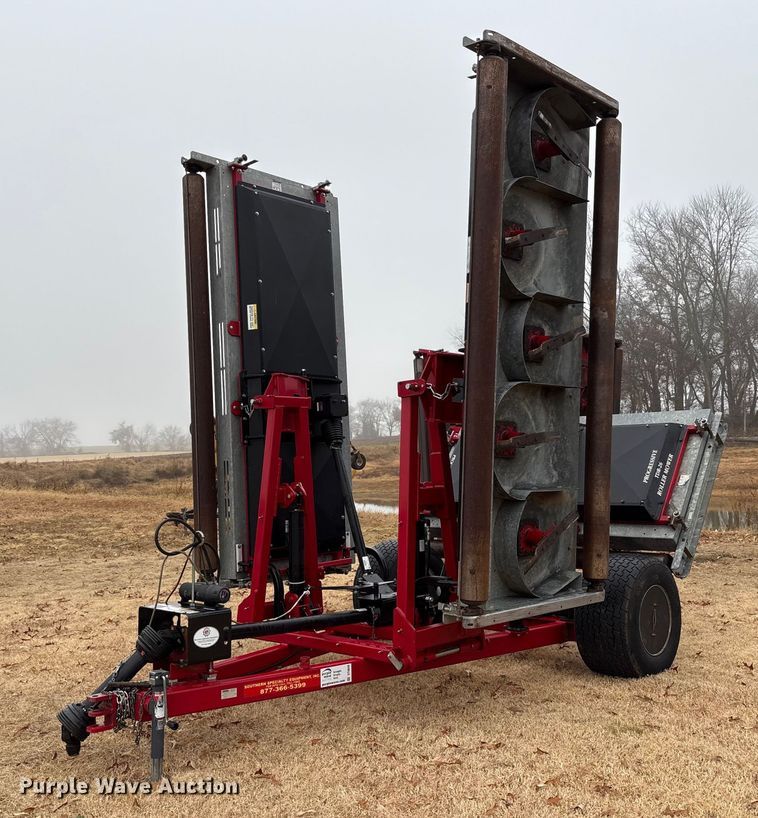 2022 Progressive Turf Equipment Inc. TDR-26 batwing finish mower - DT4649