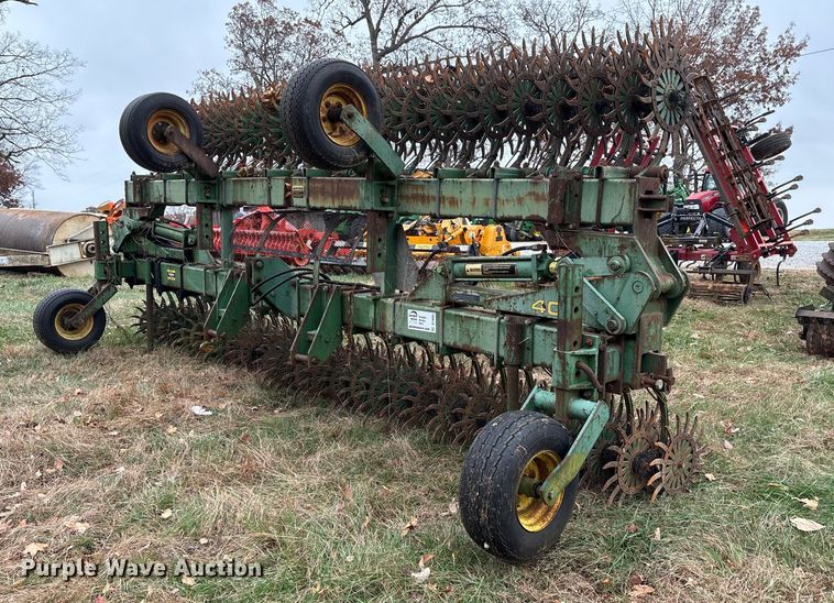 John Deere 400 rotary hoe - DT4665