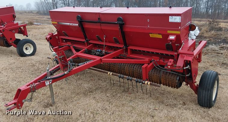 2020 Brillion SL2121 seeder - DT4677