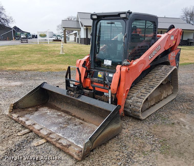 2019 Kubota SVL95-2S tracked skid steer loader - DT4702
