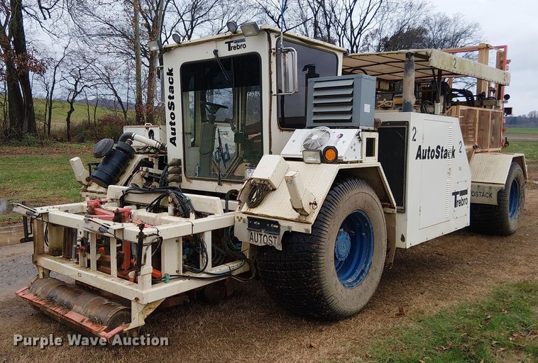 Trebro AutoStack sod harvester - DT4705