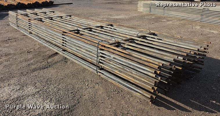 (20) fence panels - DZ3593