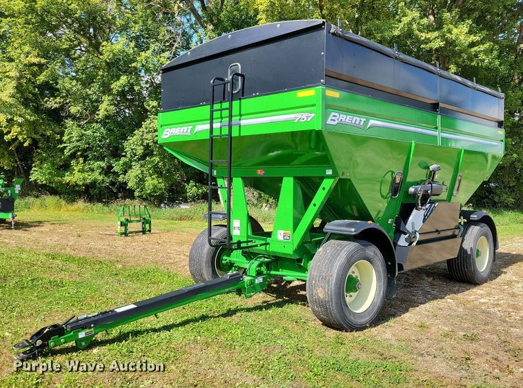 2020 Brent 757 gravity wagon - EA2571