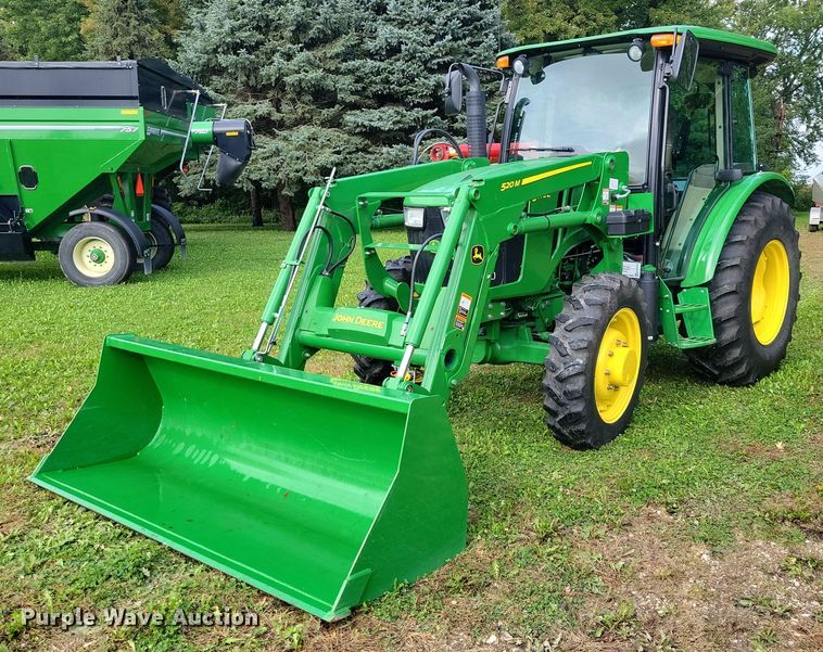 2015 John Deere  5075E MFWD tractor - EA2575