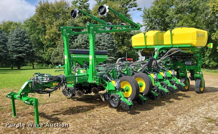 2024 John Deere  Exact Emerge 1775 NT planter - EA2576