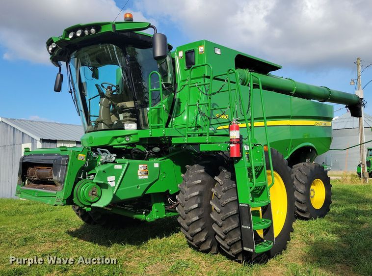 2019 John Deere  S760 combine - EA2584