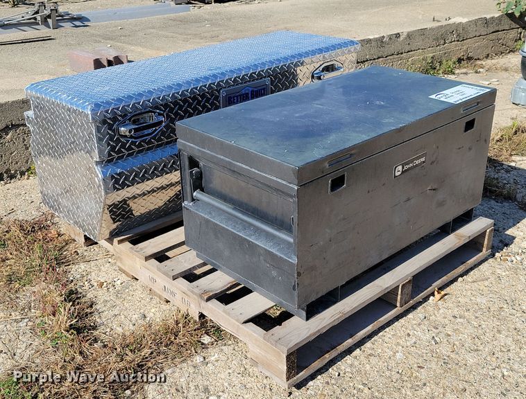 (2) toolboxes - EA2695