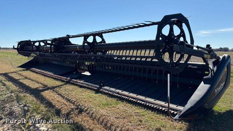 2017 MacDon FD75 flex draper head - EA7082