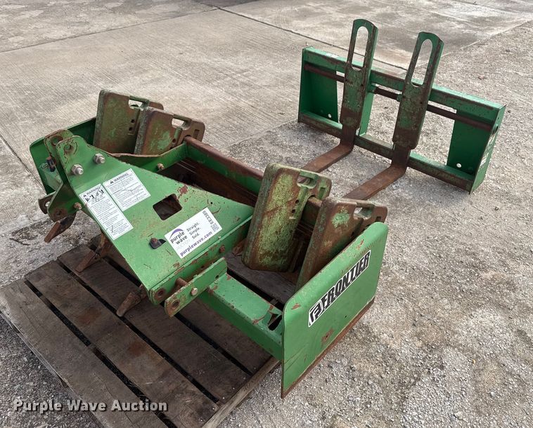 Ag tractor attachments - EE3389