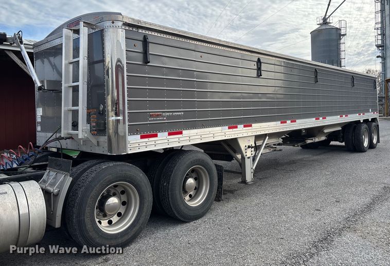 2024 Timpte Super Hopper grain trailer - EM0055