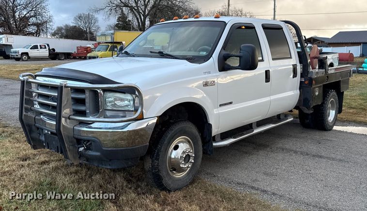 2002 Ford F350 Crew Cab bale bed pickup truck - EN0105