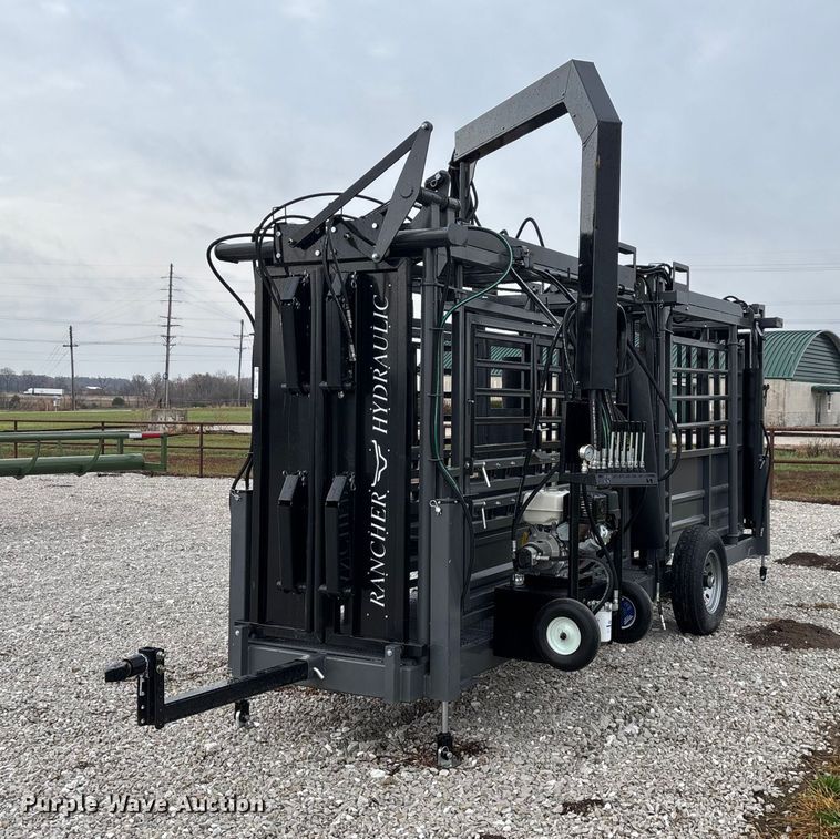 RBW Rancher XL livestock squeeze chute - EN5826