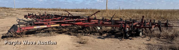 Kent Series V field cultivator - EP2642