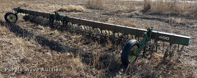 John Deere 400 rotary hoe - EP2644