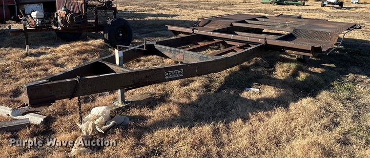 Jantz 1200 equipment trailer - EP2658