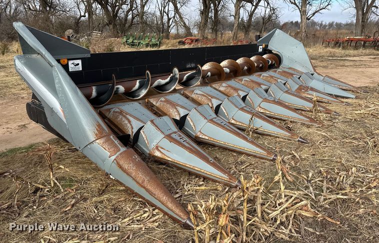 AGCO 830 corn head - ET4009