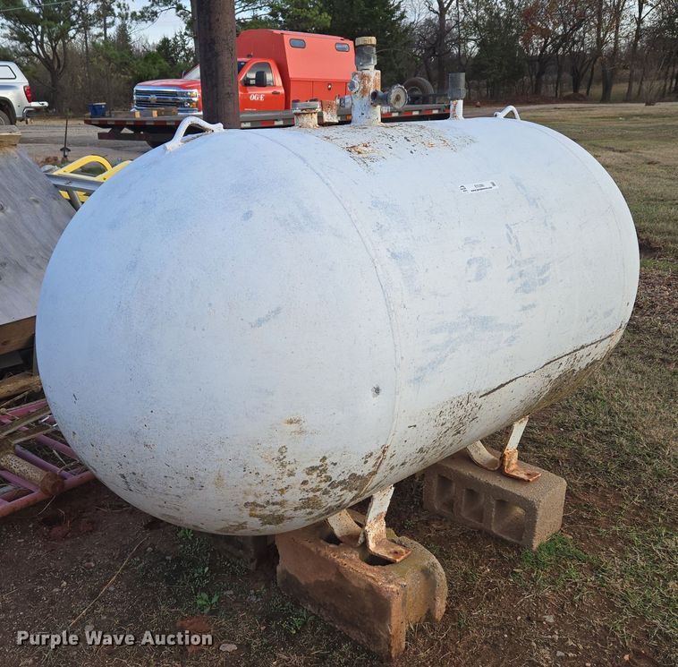 1950 McNamar Boiler & Tank Co A0 propane tank - ET5293