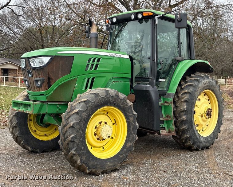 2014 John Deere 6140M MFWD tractor - ET7330