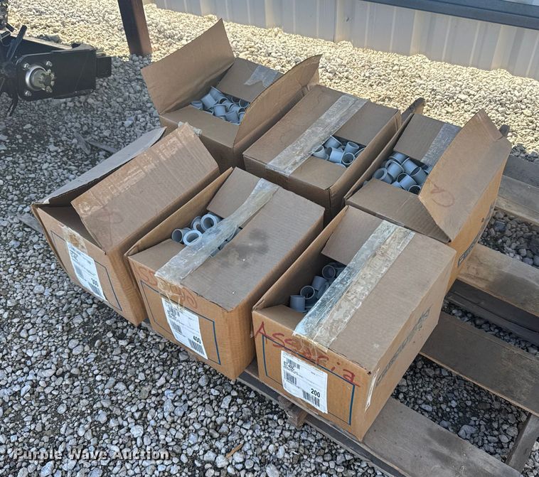 (6) boxes of flanged bushings - EU6309