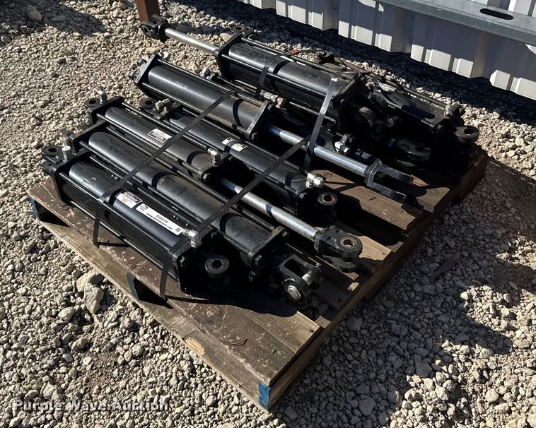 (9) hydraulic cylinders - EU6316