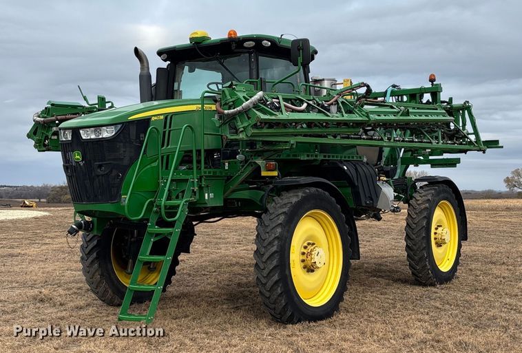 2017 John Deere R4038 sprayer - EU6360