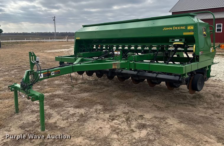 2010 John Deere 1590 grain drill - EU6369