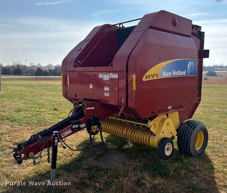 New Holland BR7070 round baler - EU6387