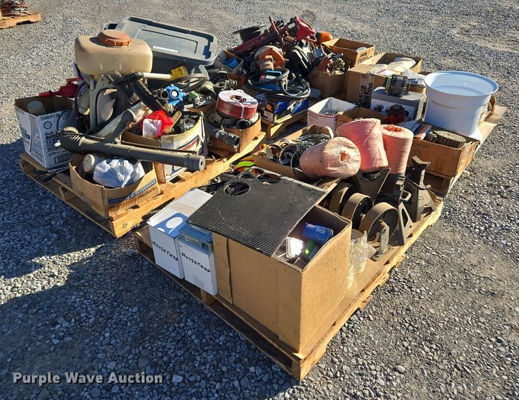 Shop tools and parts - EV4519