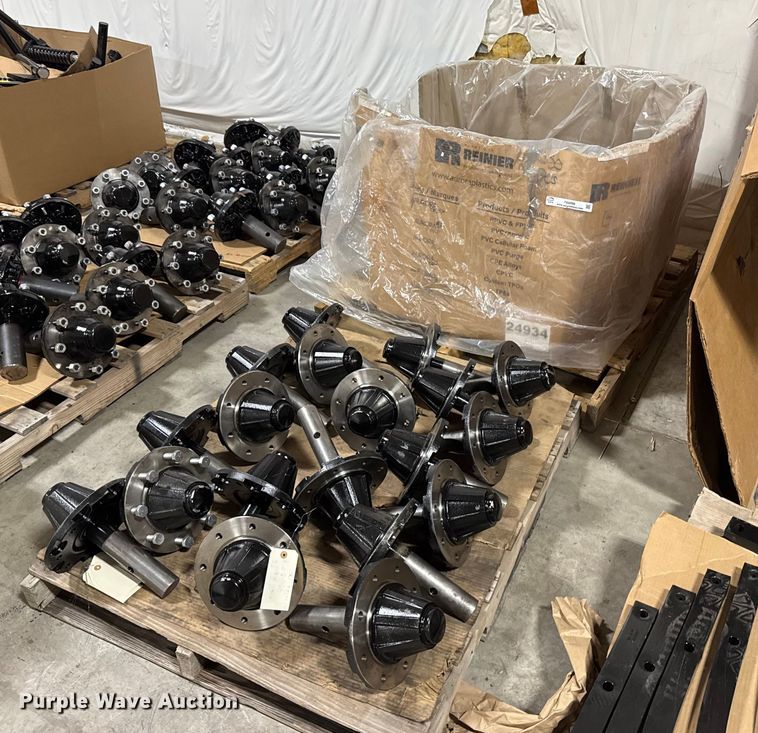 Approx. (40) 8 lug hubs - FB0494