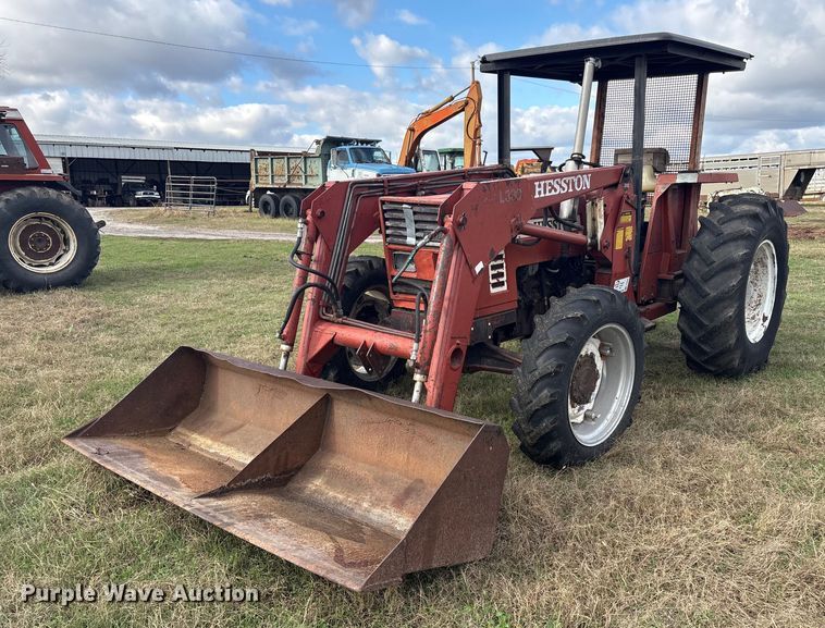 Hesston 466DT/L/20 MFWD tractor - FI0069
