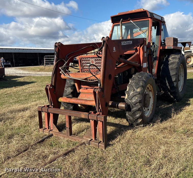 Hesston 80-90DT/12 MFWD tractor - FI0070