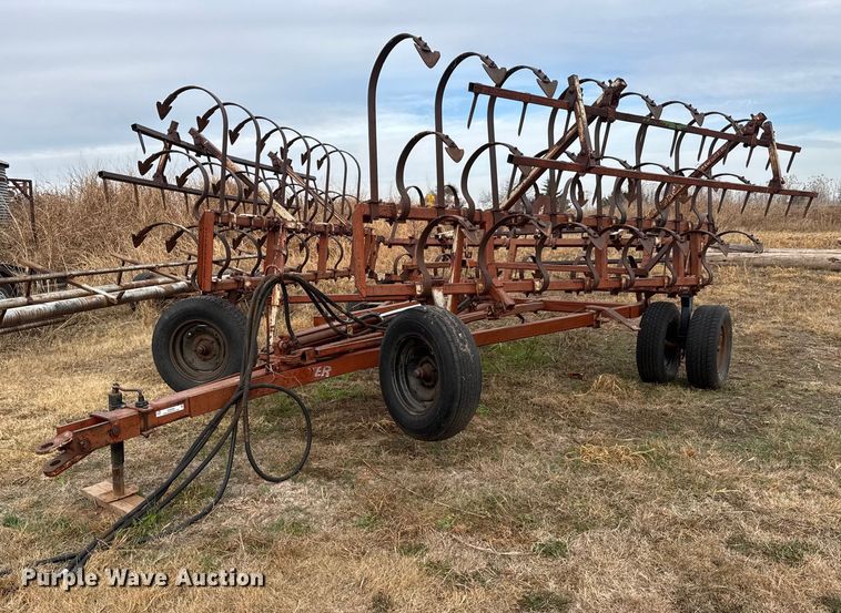 Crust Buster field cultivator - NA9926