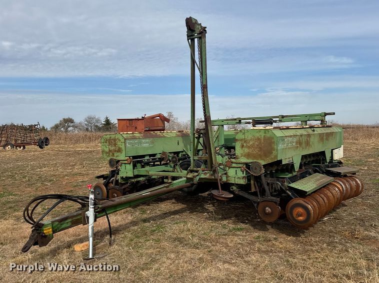Great Plains Full Press 30 grain drill - NA9928