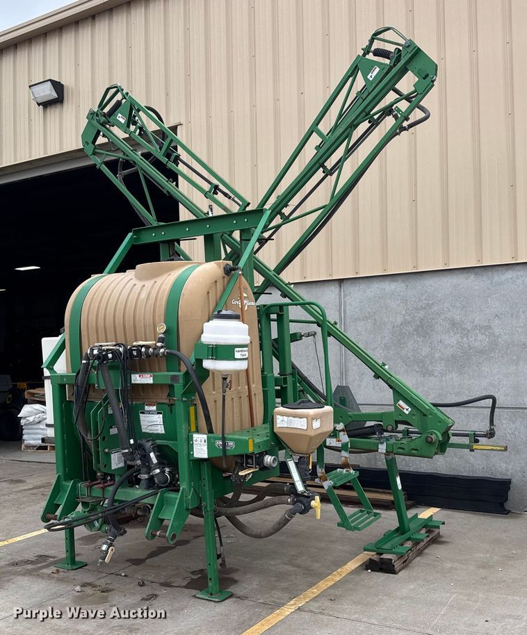 Great Plains CF500 sprayer - NA9961