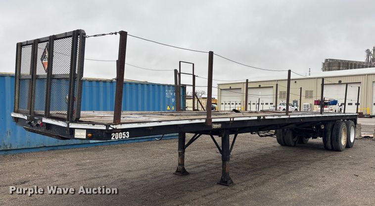 2003 AMC Holland flatbed trailer - DK0044
