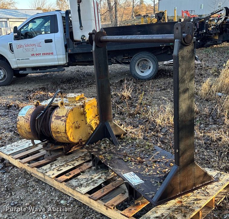 Caterpillar 53 winch - DK0163