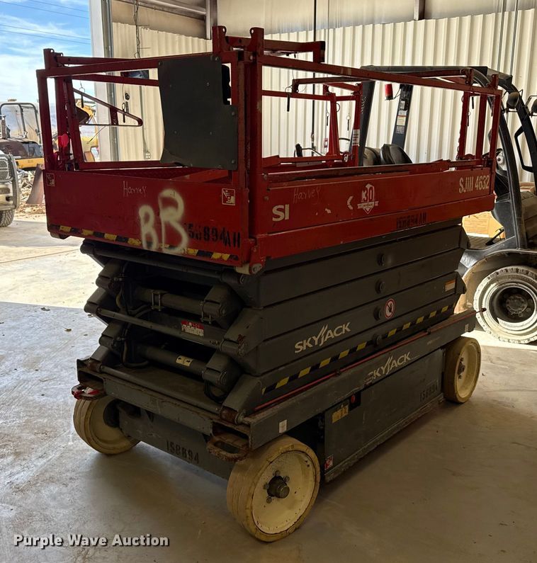 Skyjack SJIII 4632 scissor lift - DQ7746