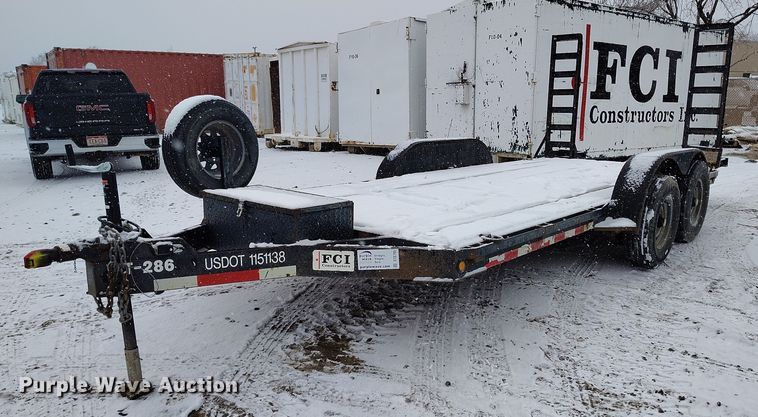 2002 SUP equipment trailer - DT0790