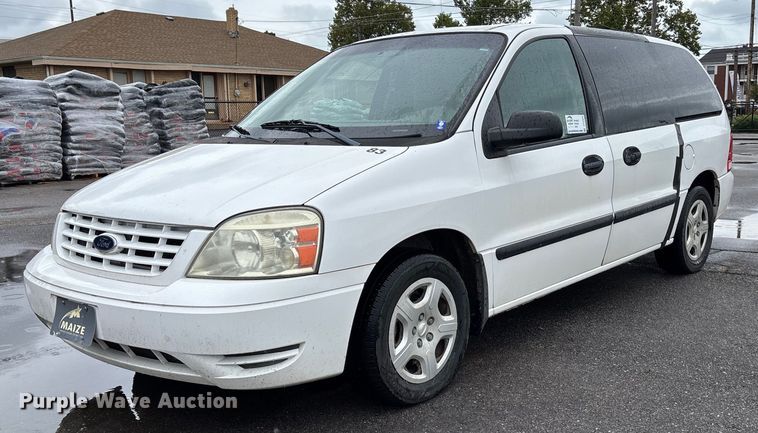 2005 Ford Freestar van - DT3424