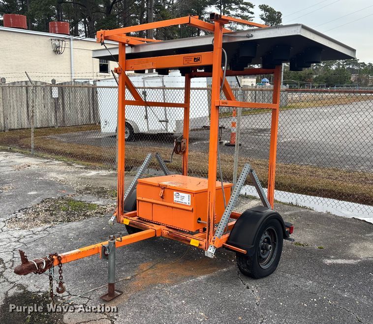 Arrow board trailer - DU0300