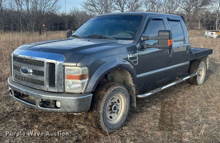 2009 Ford F250 Super Duty Crew Cab flatbed pickup truck - DV0769