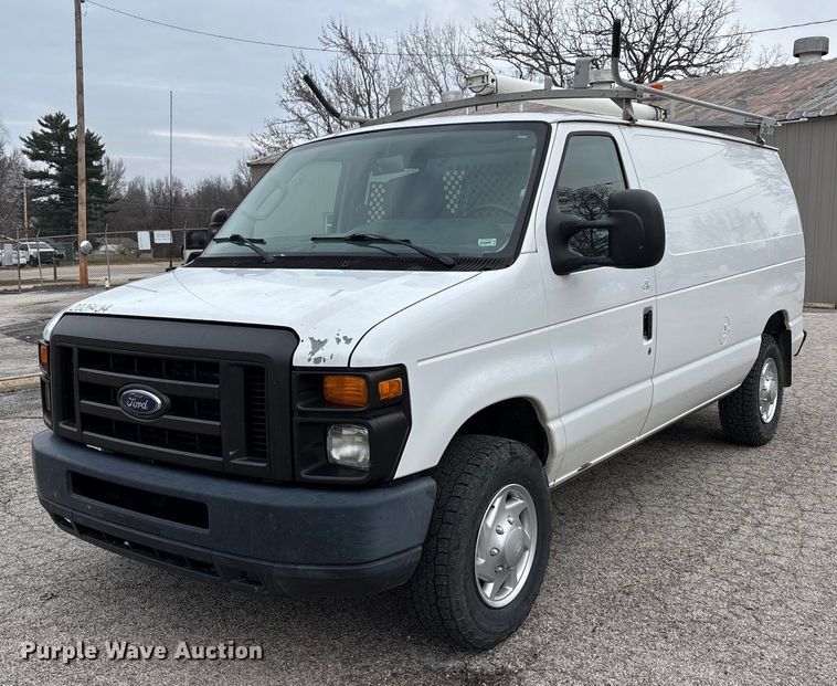 2012 Ford E250 van - DW7335