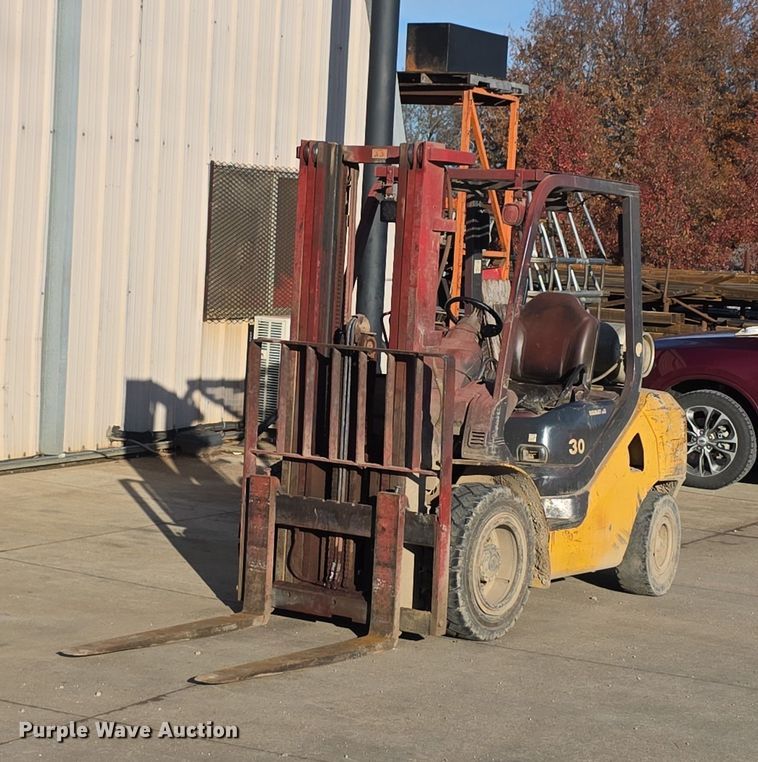 2012 Komatsu FG30HT16 forklift - DZ3588