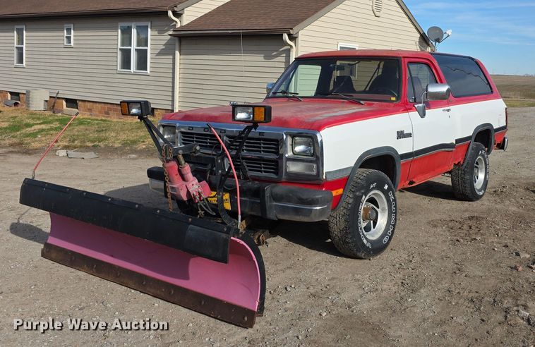 1993 Dodge Ram Charger SUV - DZ3659