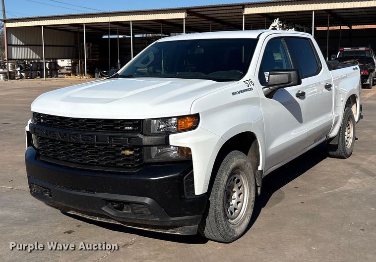 2019 Chevrolet Silverado 1500 pickup truck - EA7816