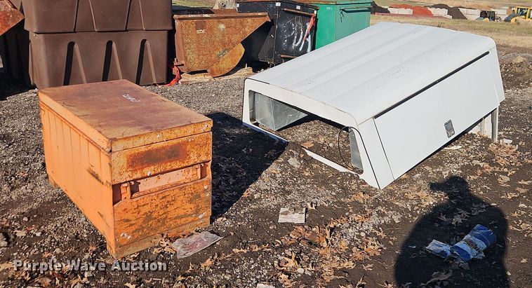 Pickup bed topper - EB8472