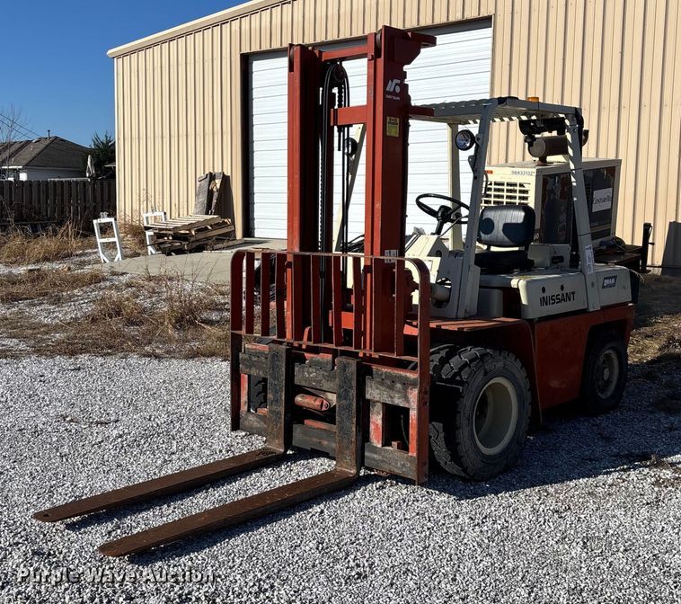 Datsun UF03A35V forklift - ED2423